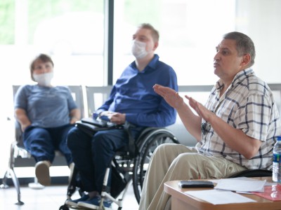 KAIP SUTEIKTI TINKAMĄ PASLAUGĄ INDIVIDUALIŲJŲ POREIKIŲ TURINČIAM ŽMOGUI